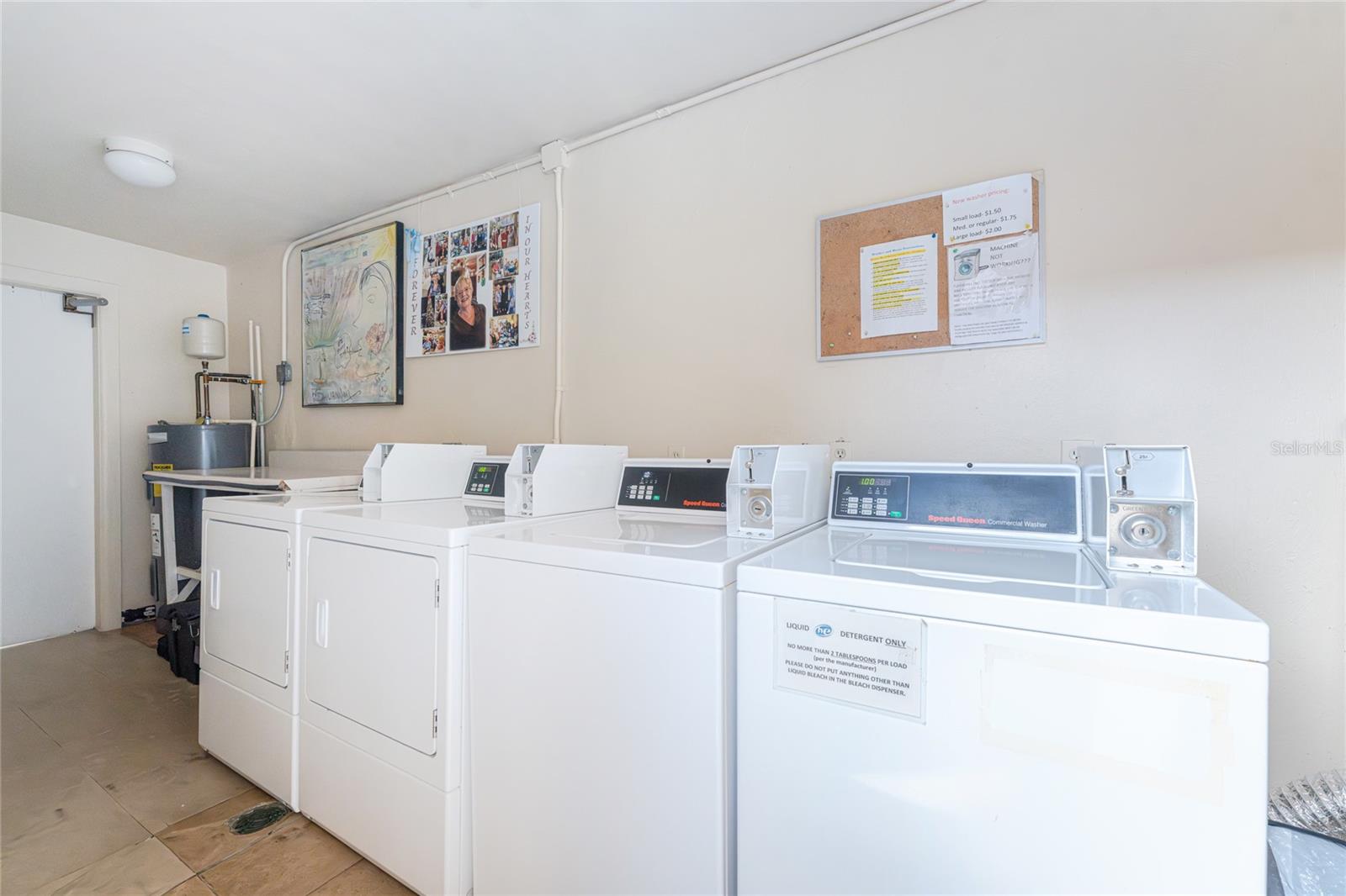 RIVERHOUSE - Residential