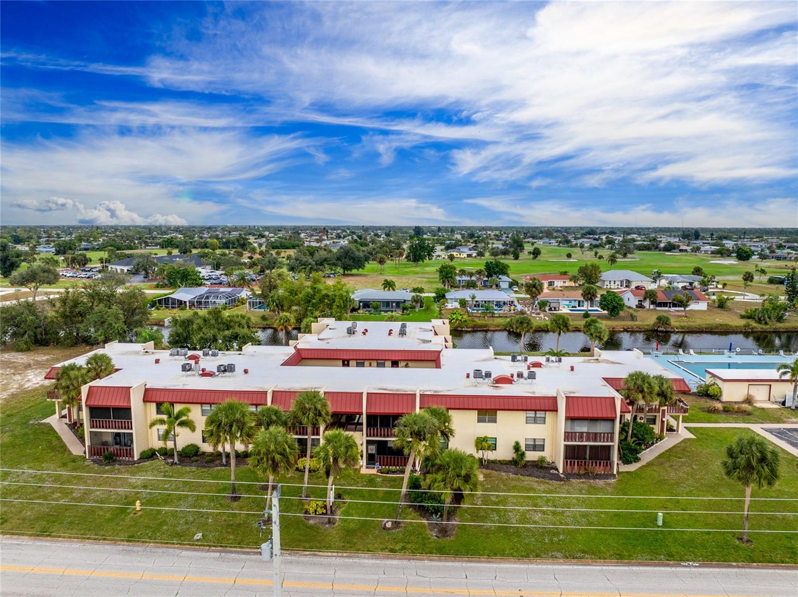 RIVERHOUSE - Residential