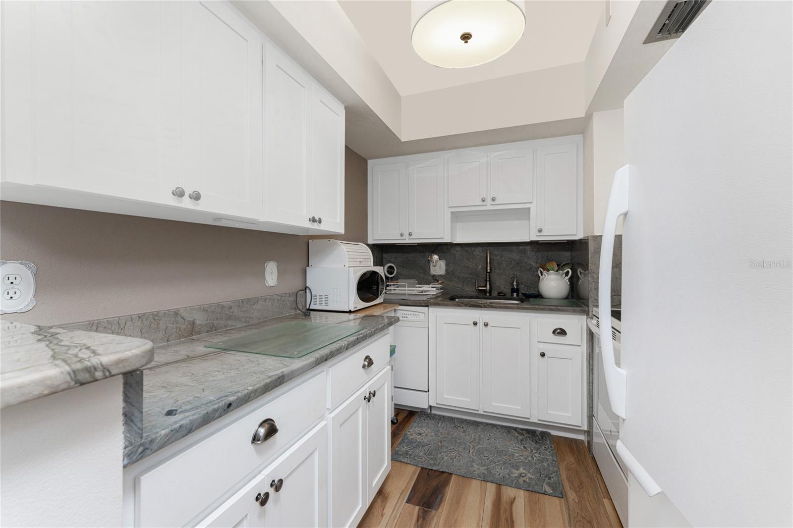 RIVERHOUSE - Residential