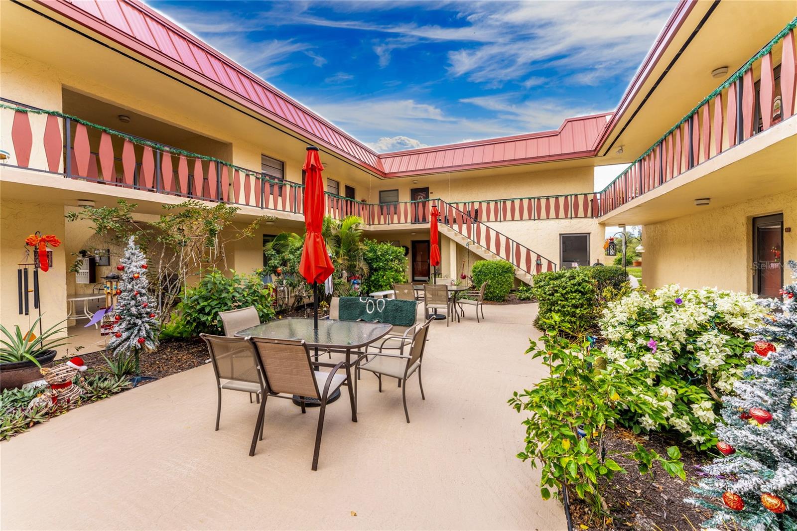 RIVERHOUSE - Residential