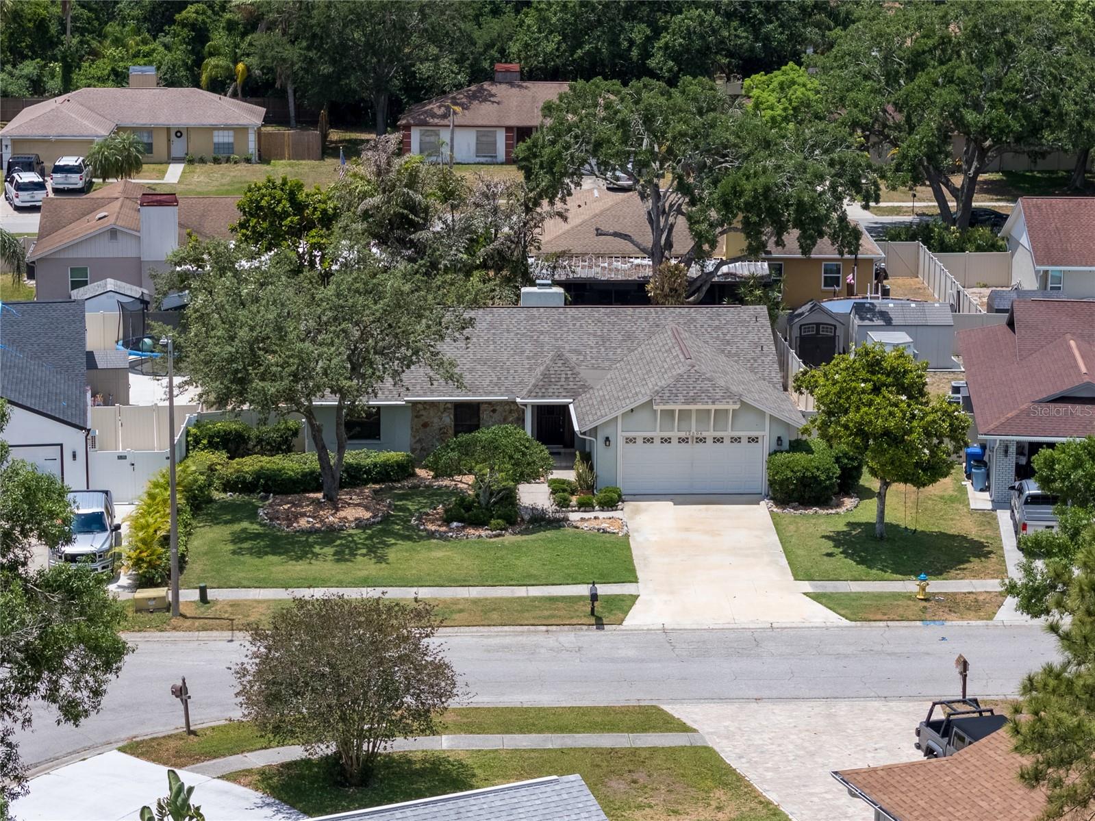 12506 TWISTED OAK DRIVE