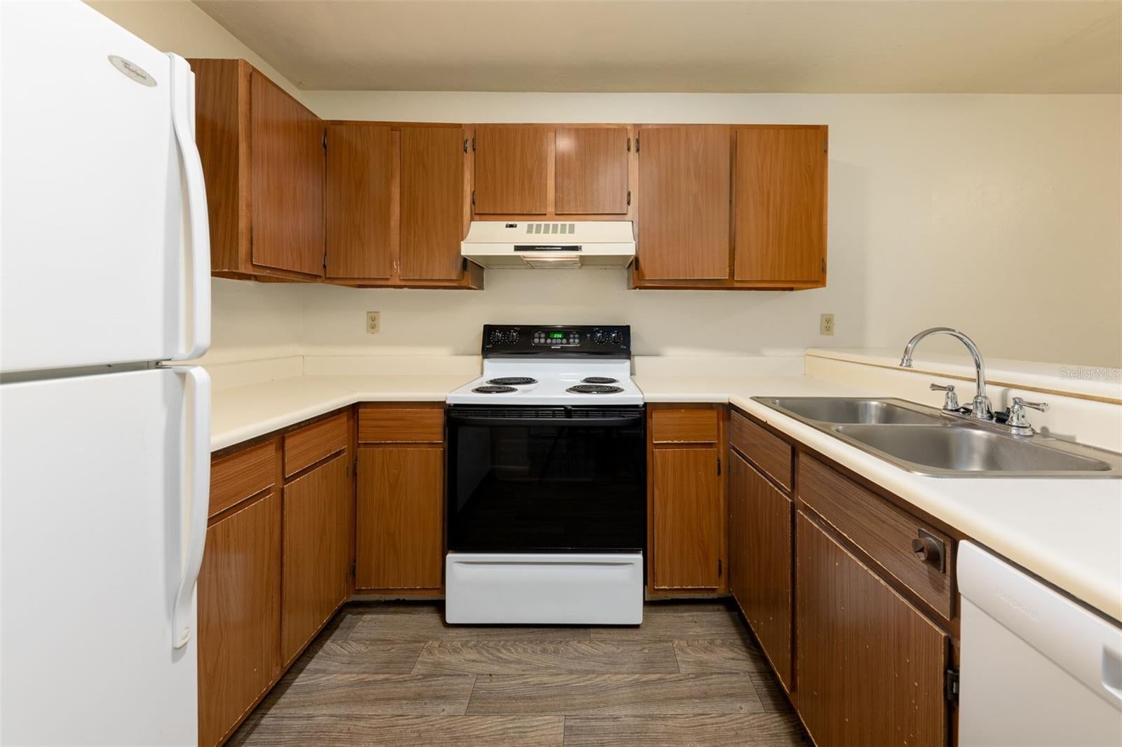83 SE 16TH AVENUE E303
