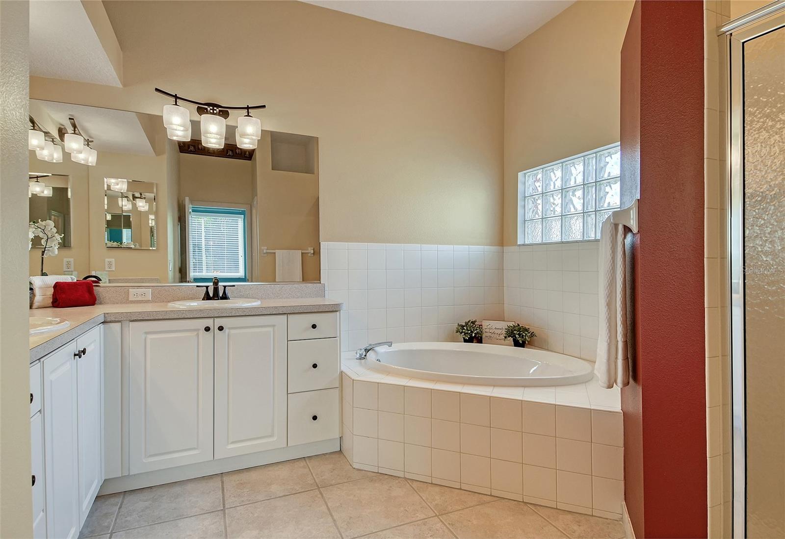 BAYOU VISTA - Residential