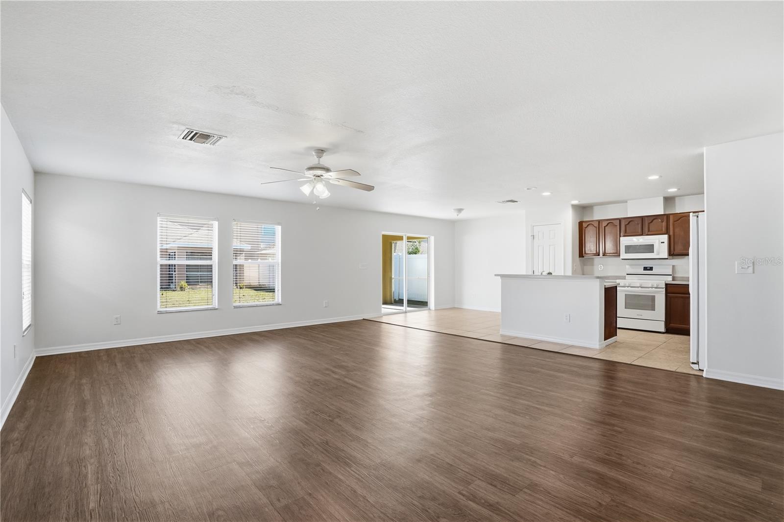 SOUTH BAY LAKES UNIT 2 - Residential