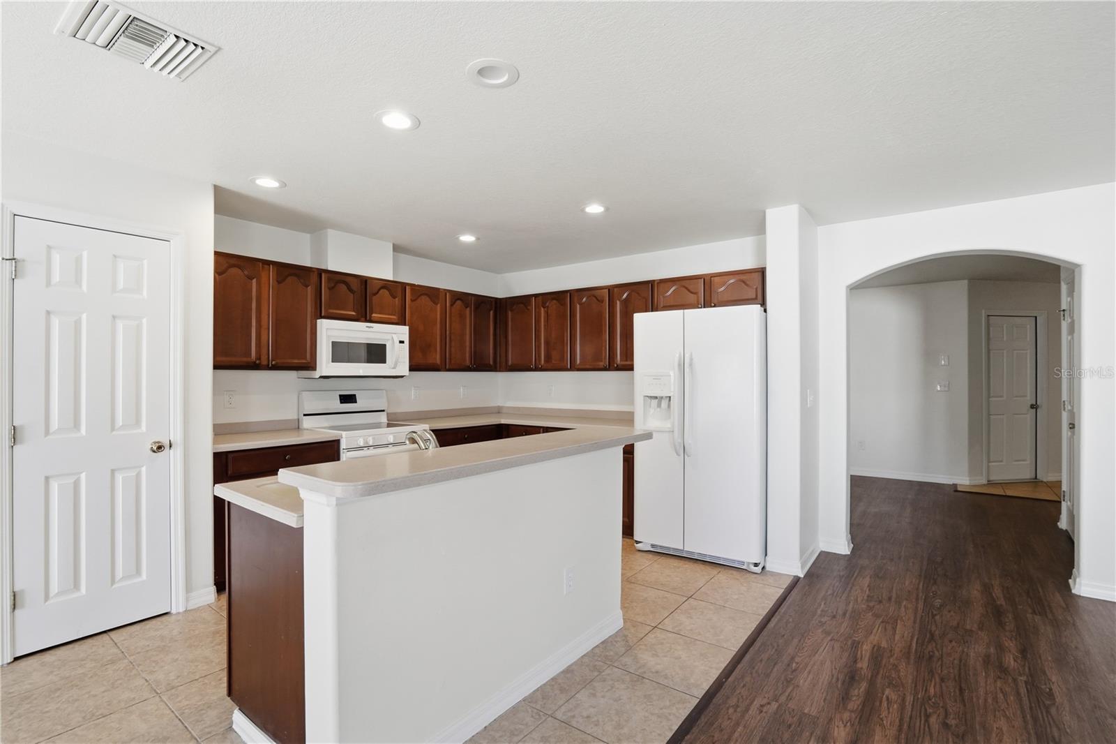 SOUTH BAY LAKES UNIT 2 - Residential