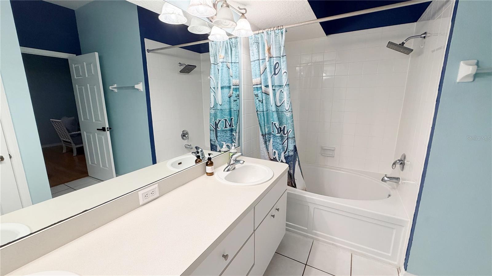 SOMERSET TR E - Residential Lease