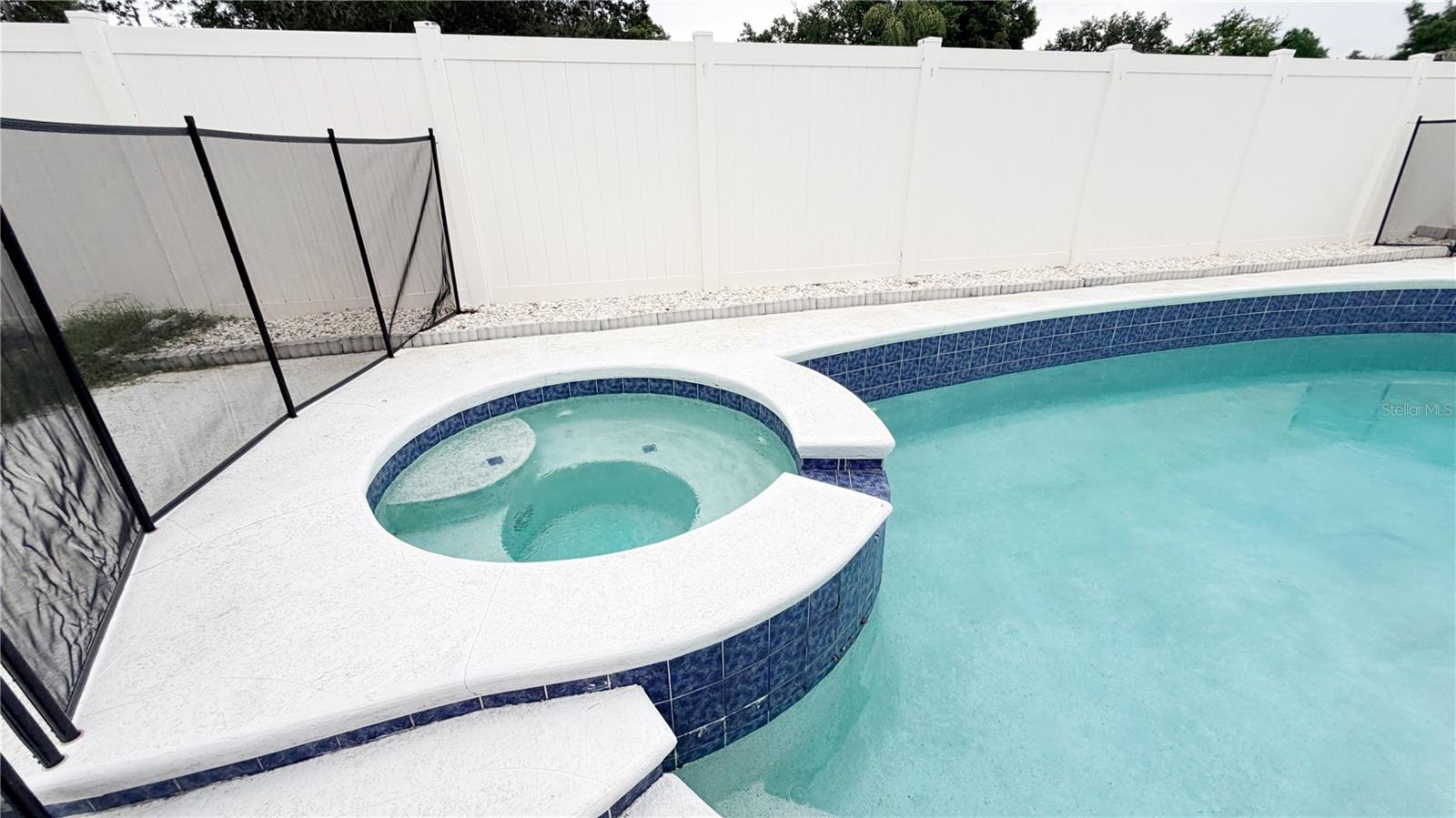 SOMERSET TR E - Residential Lease
