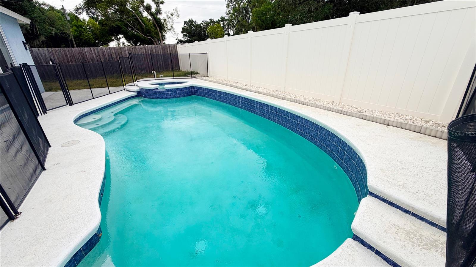 SOMERSET TR E - Residential Lease
