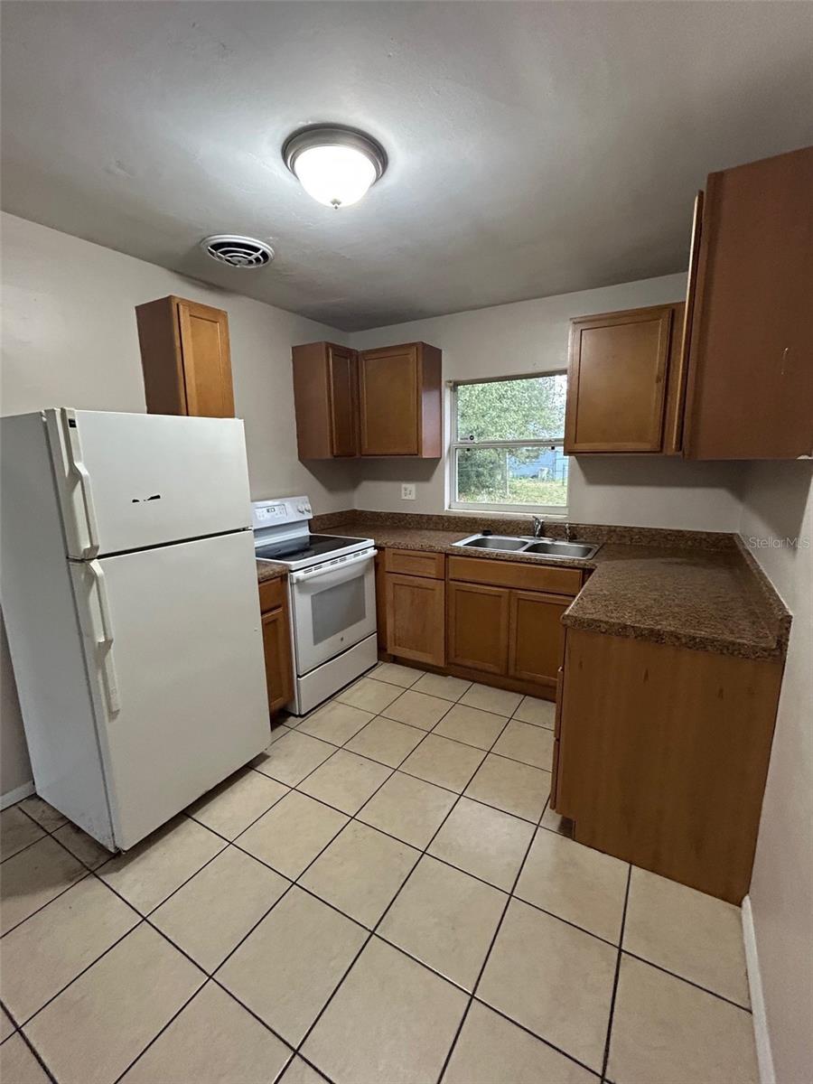 BEL-AIR SANFORD - Residential Lease