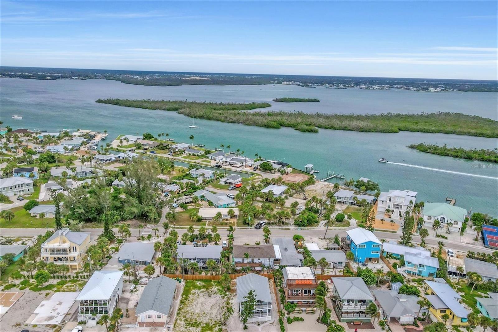 1107 SHORE VIEW DRIVE
