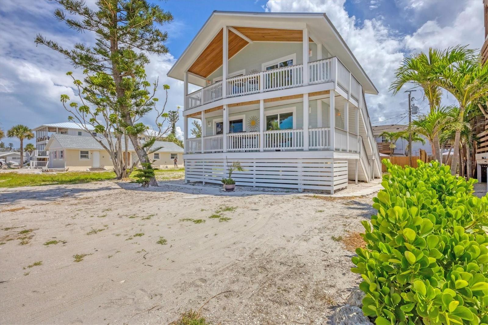 1107 SHORE VIEW DRIVE