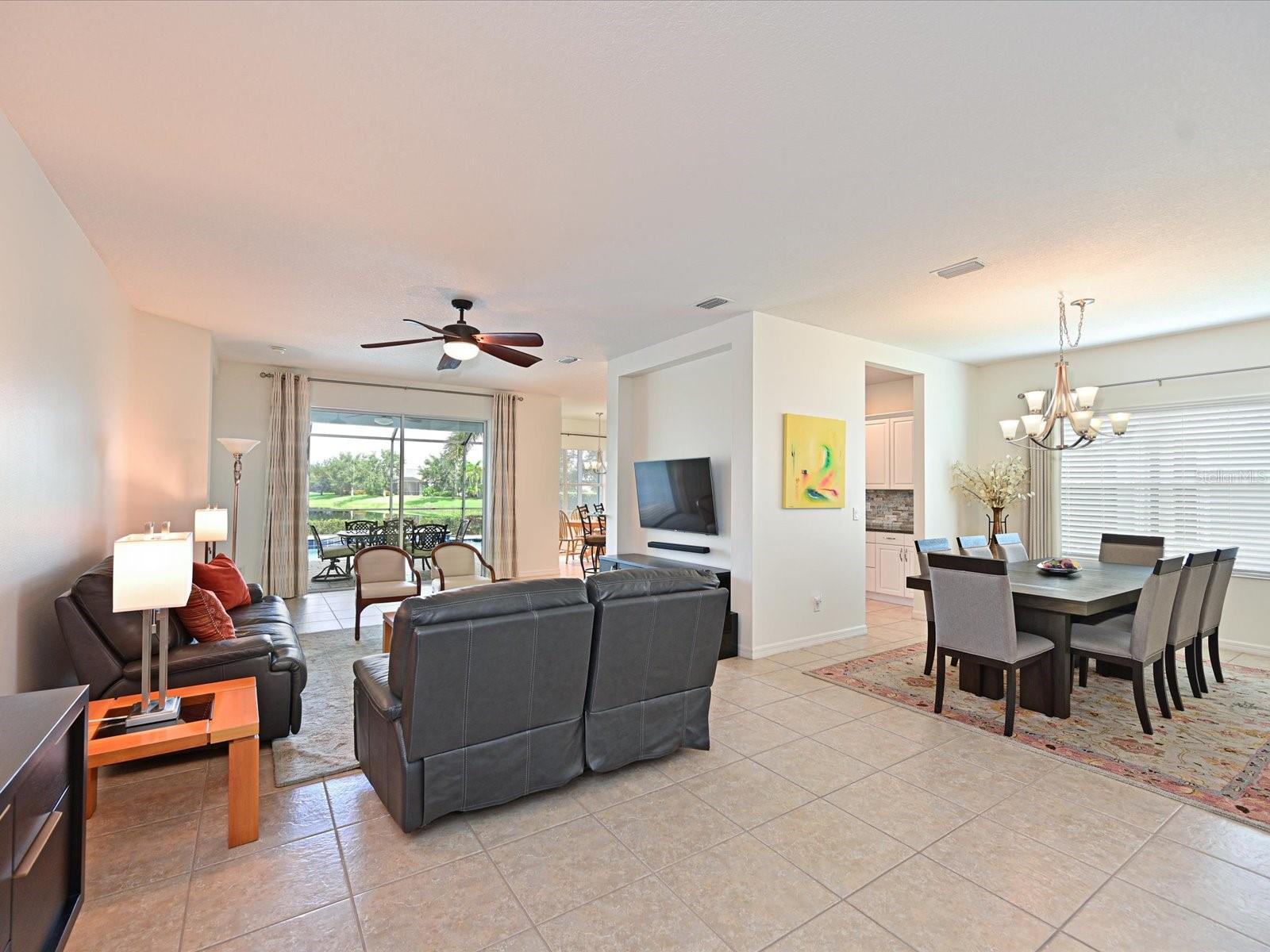 11907 FOREST PARK CIRCLE