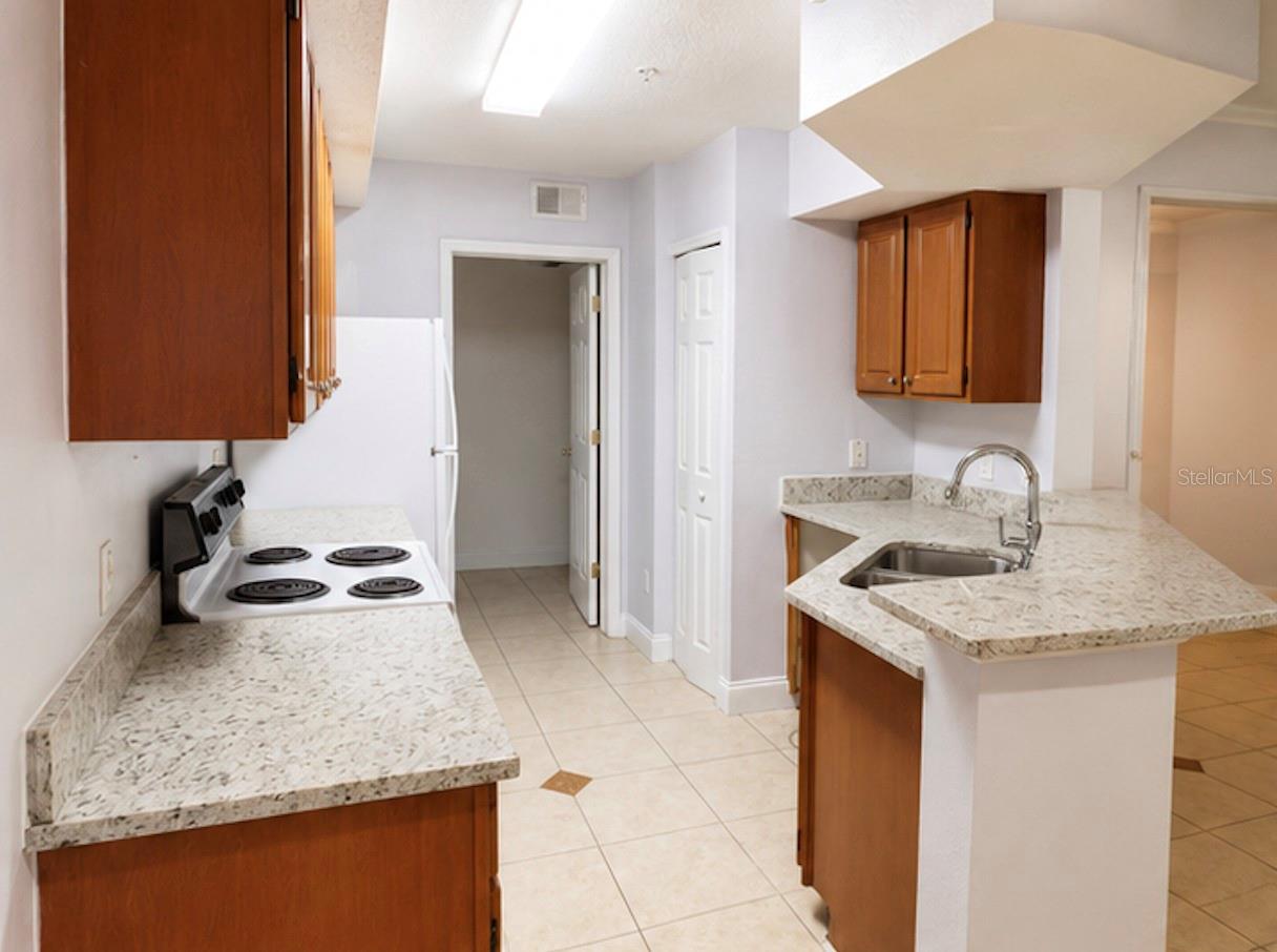 CREST PINES CONDO - Residential