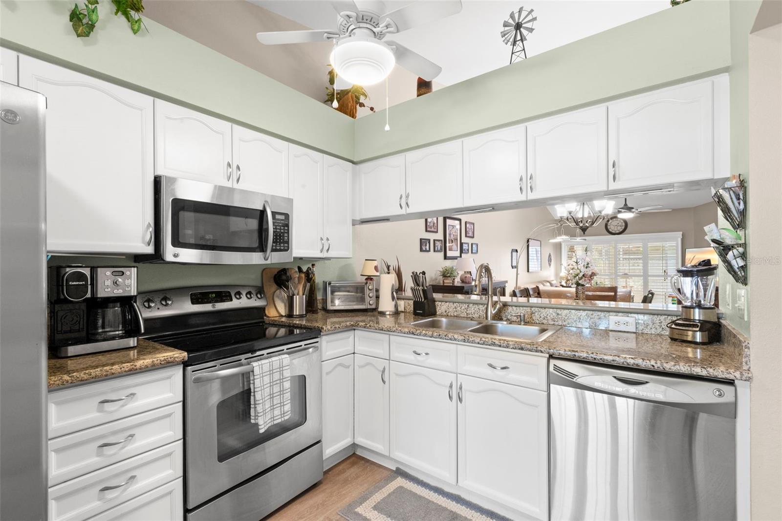 BROOKFIELD - Residential