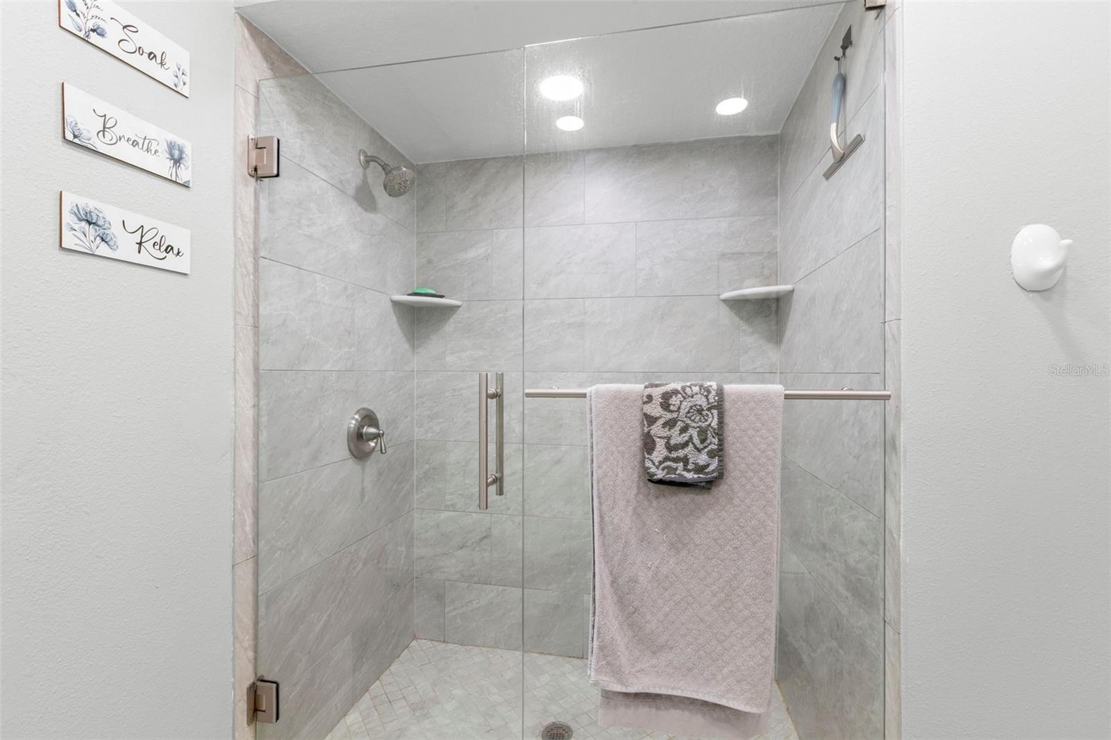 BROOKFIELD - Residential