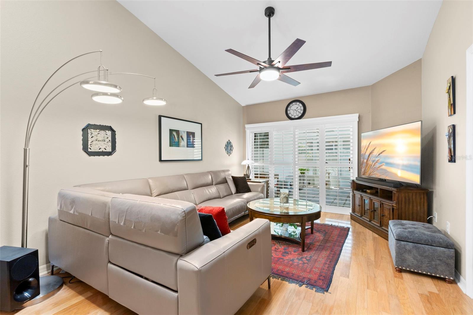 BROOKFIELD - Residential