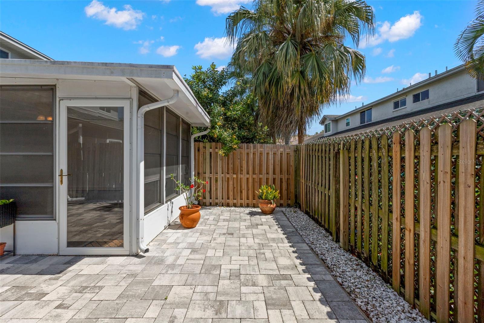 BROOKFIELD - Residential