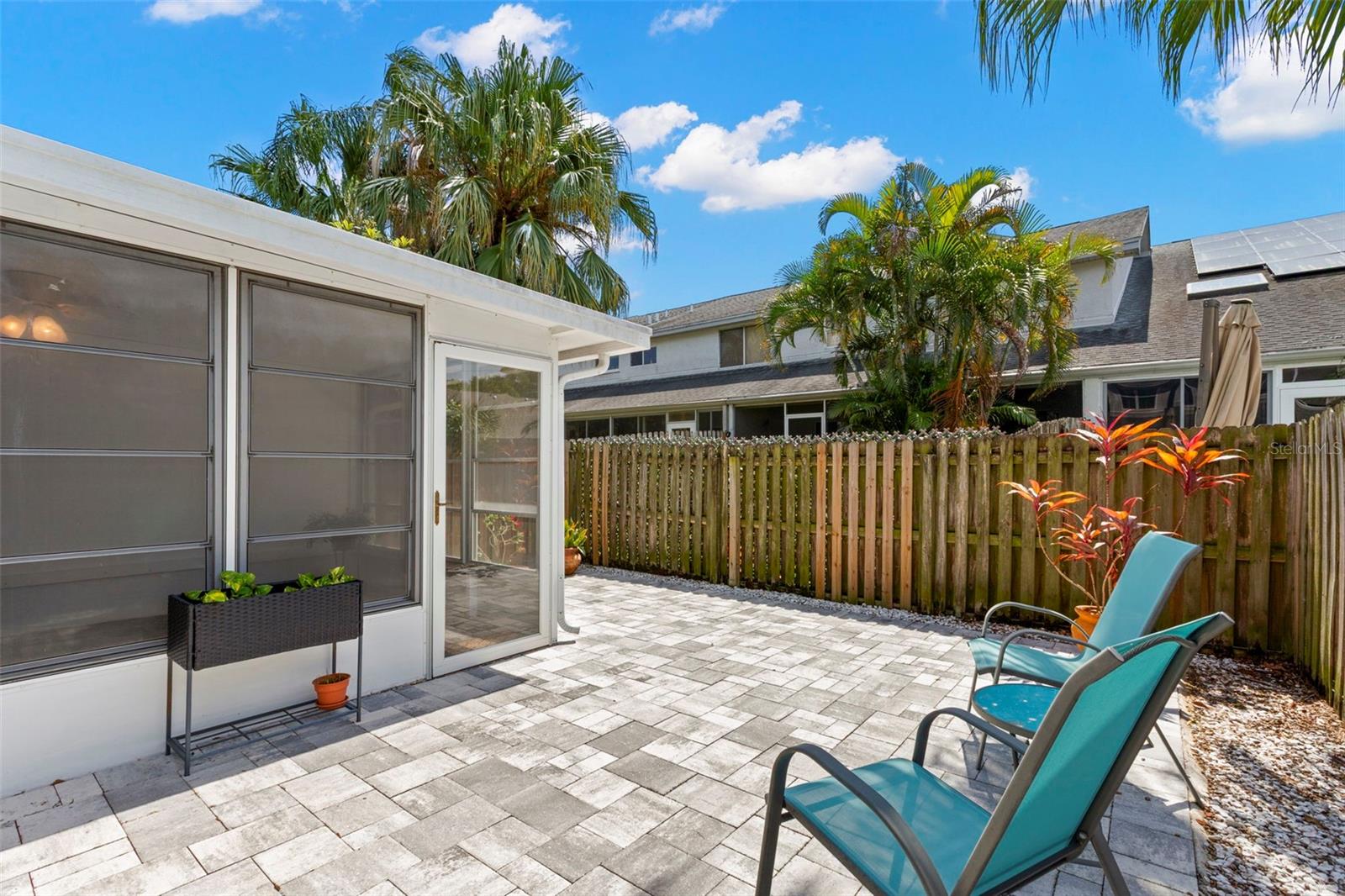 BROOKFIELD - Residential