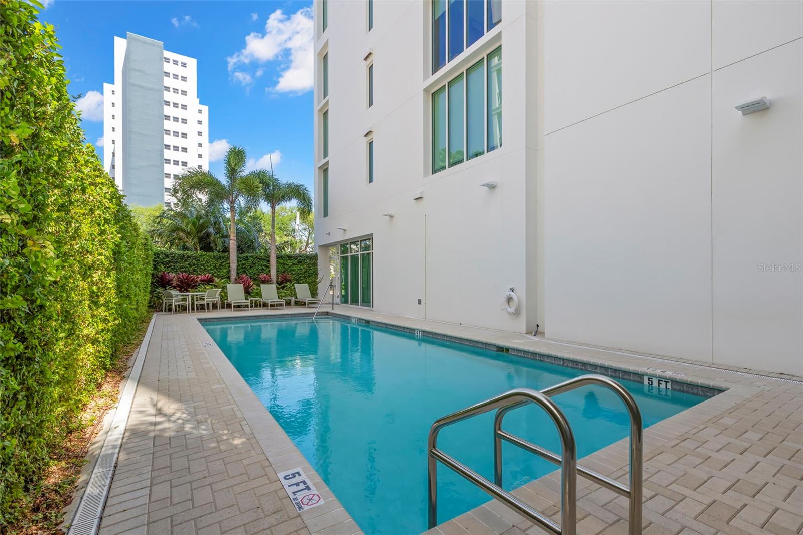 BLISS CONDO - Residential