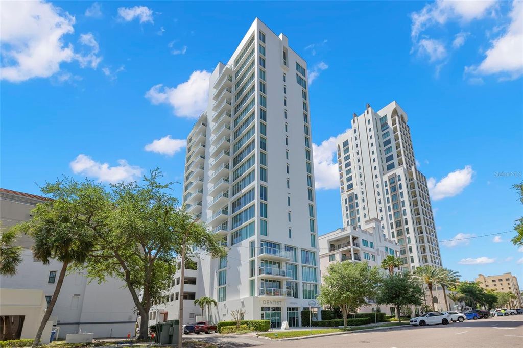 Photo of 176 4th Avenue NE #1102, St Petersburg, FL 33701 (MLS # TB8495722)