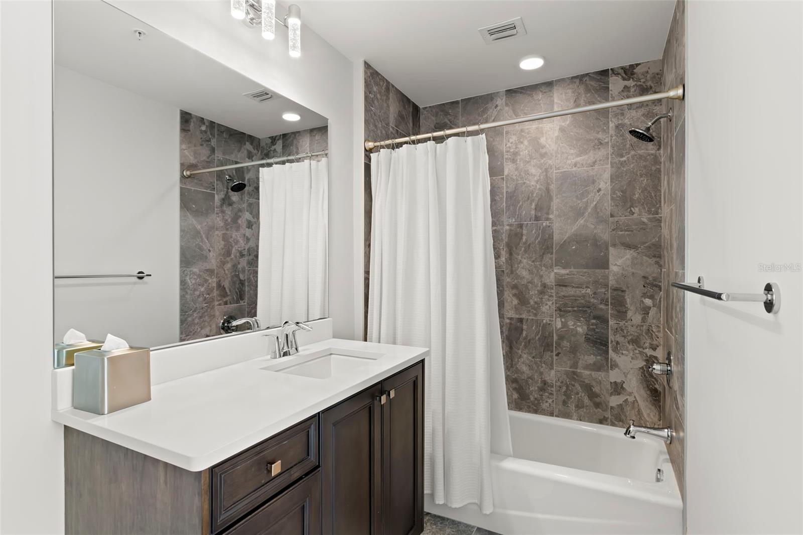 BLISS CONDO - Residential