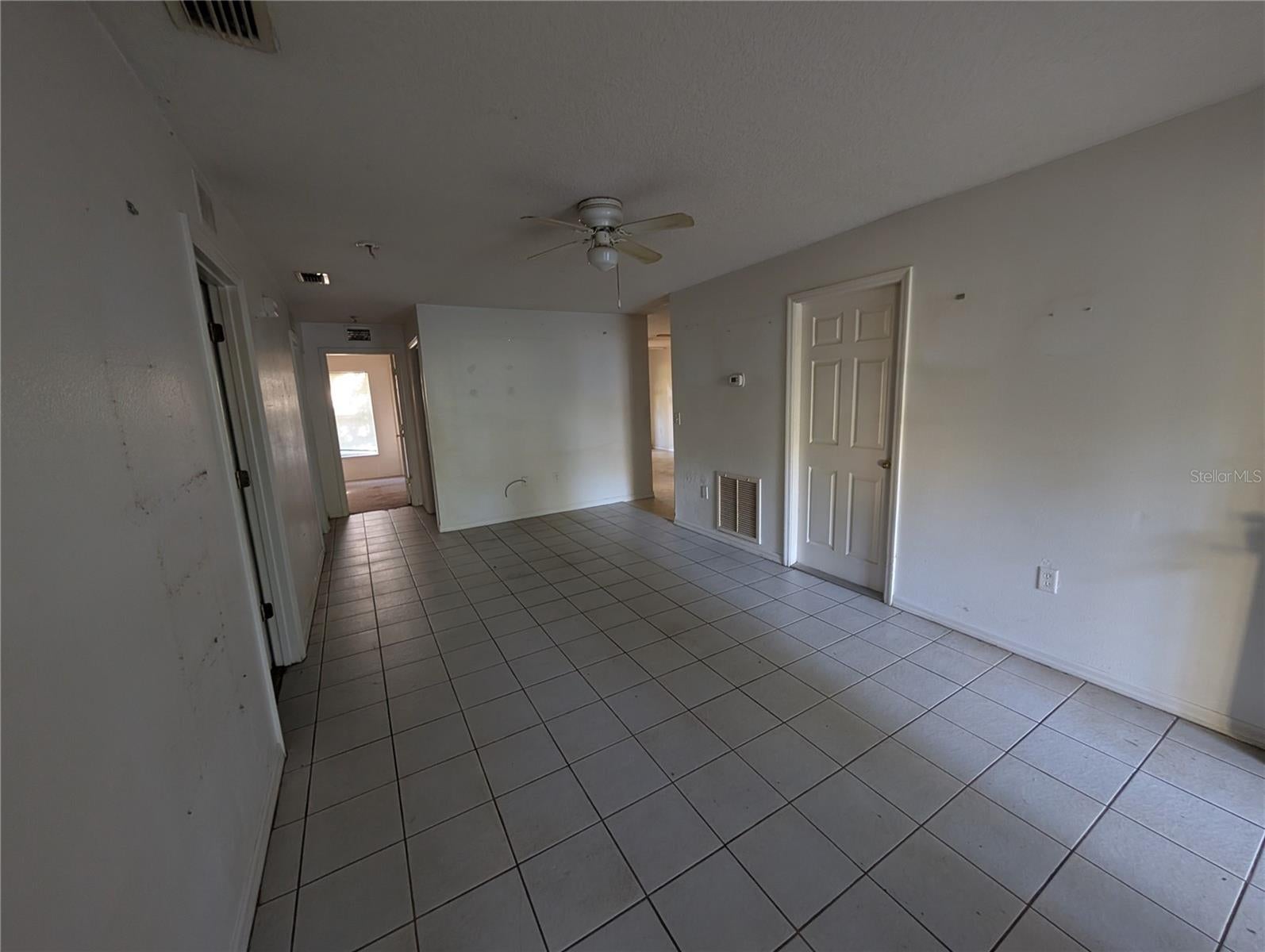 3510 CENTRAL AVENUE, SARASOTA, FL, 34234 3 3510 CENTRAL AVENUE