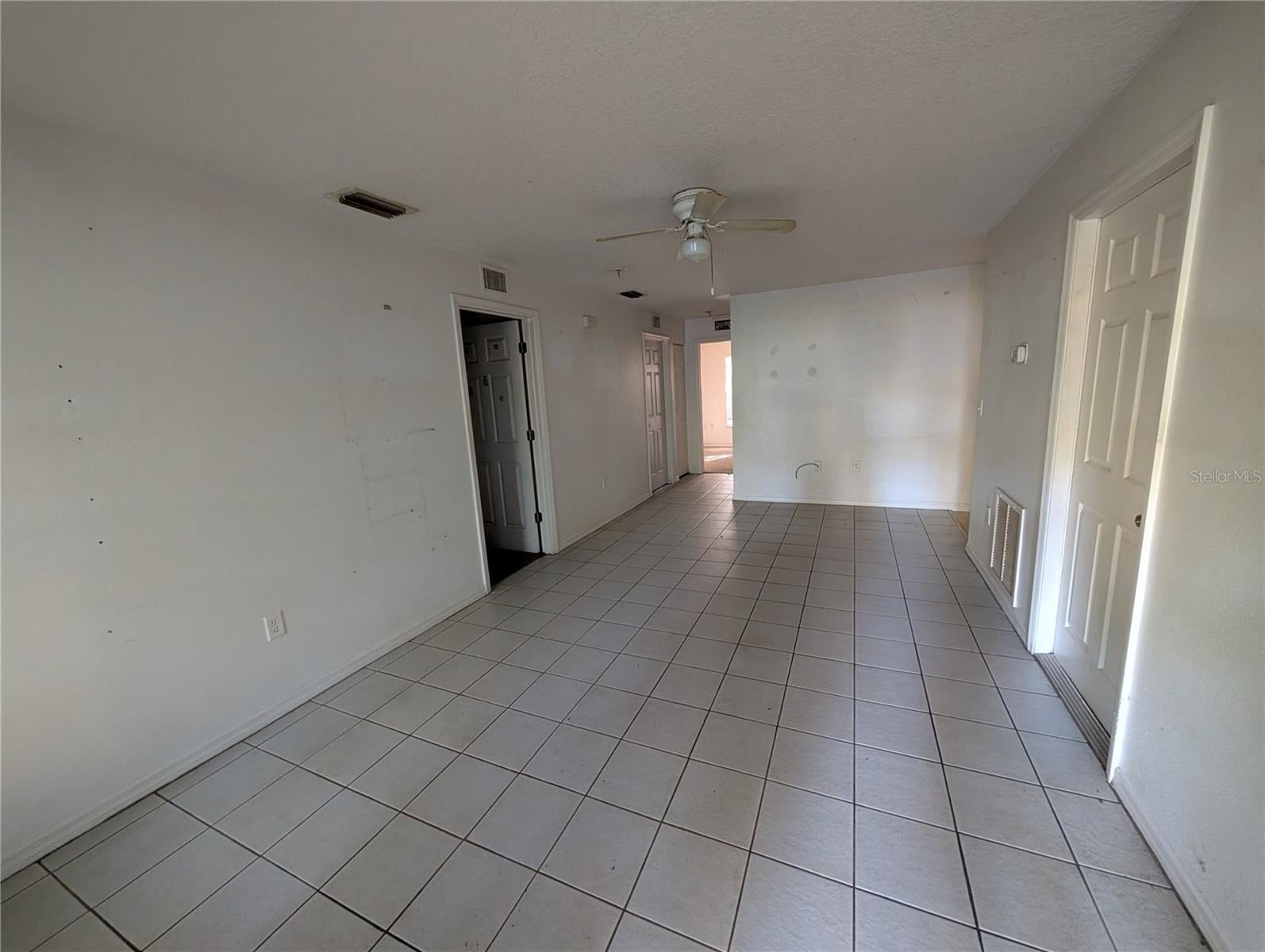 3510 CENTRAL AVENUE, SARASOTA, FL, 34234 2 3510 CENTRAL AVENUE