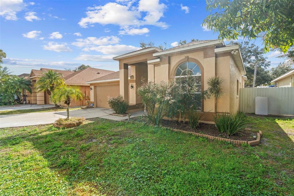 Photo of 2102 River Park Boulevard, Orlando, FL 32817 (MLS # O6373039)