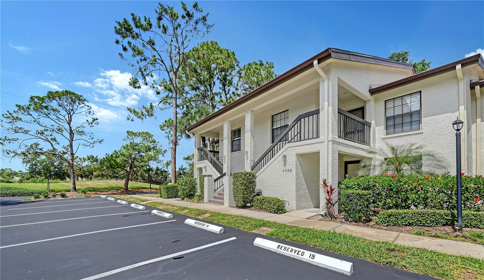 4729 WINSLOW BEACON 11