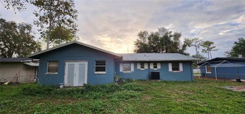 A home in DAYTONA BEACH