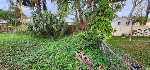 A home in DAYTONA BEACH