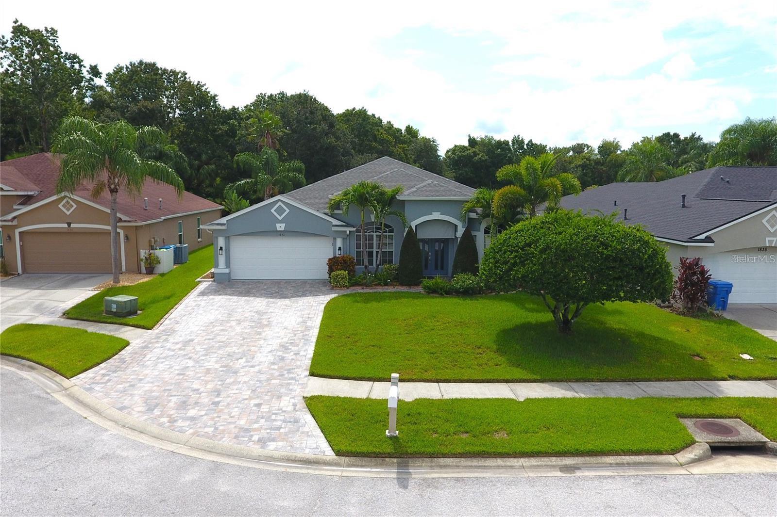 1842 RIDGELAKE COURT