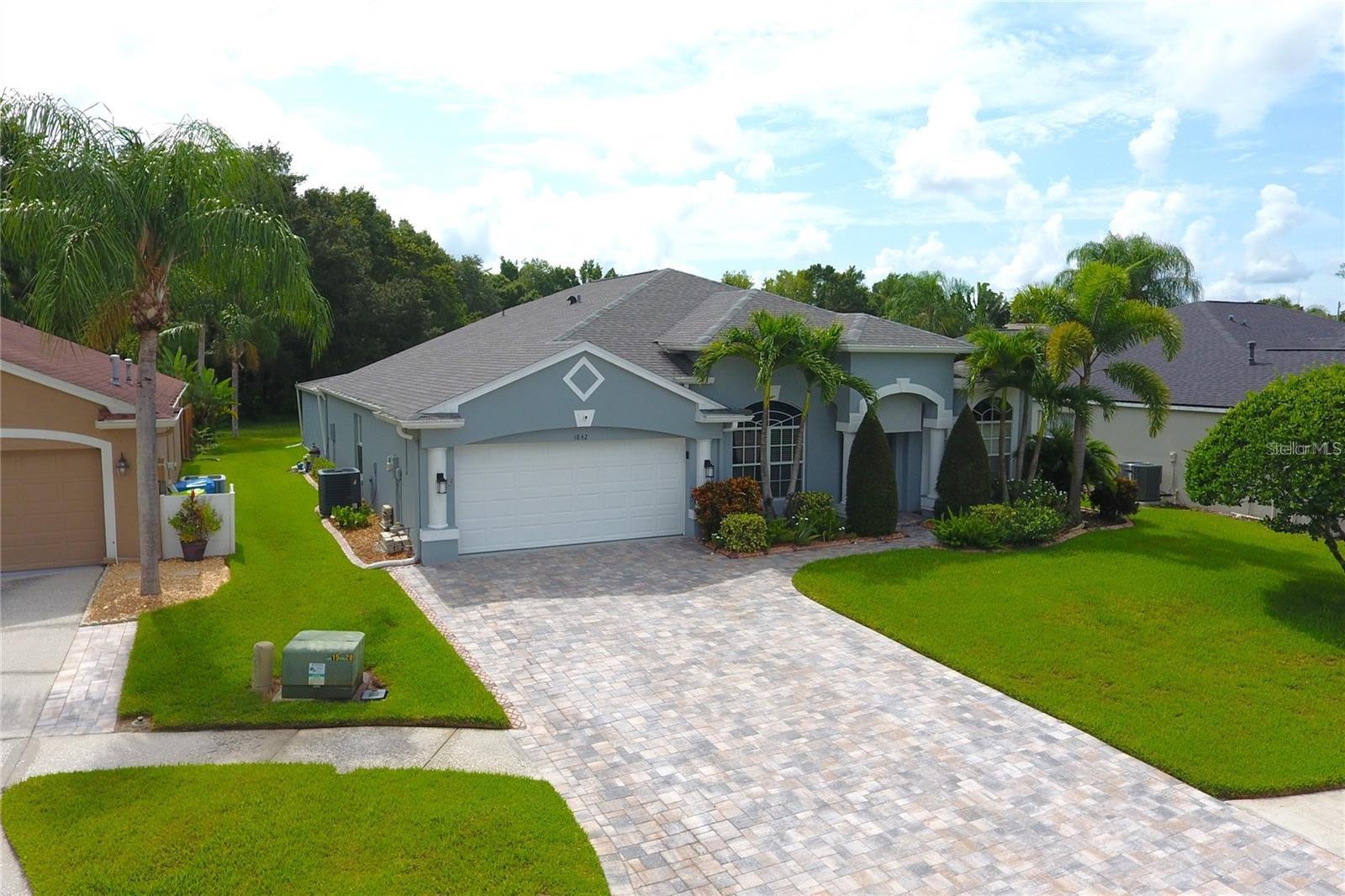 1842 RIDGELAKE COURT