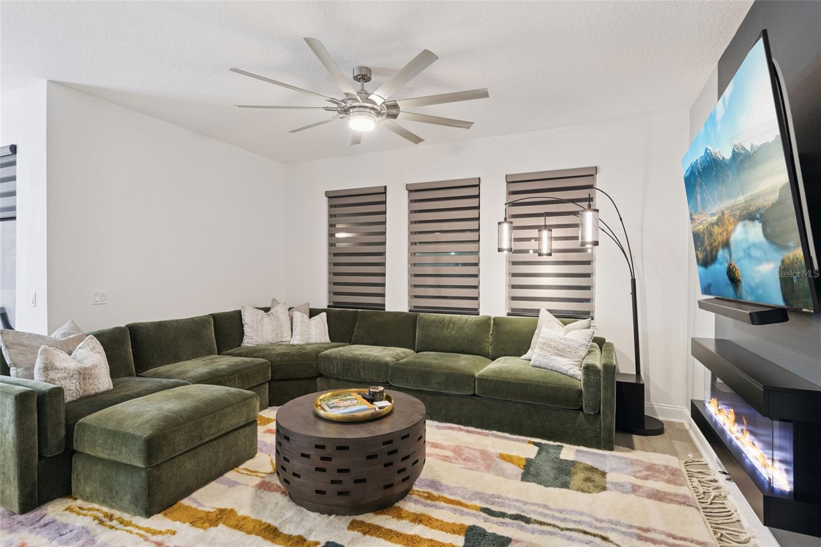 2107 BAY LINE ROAD