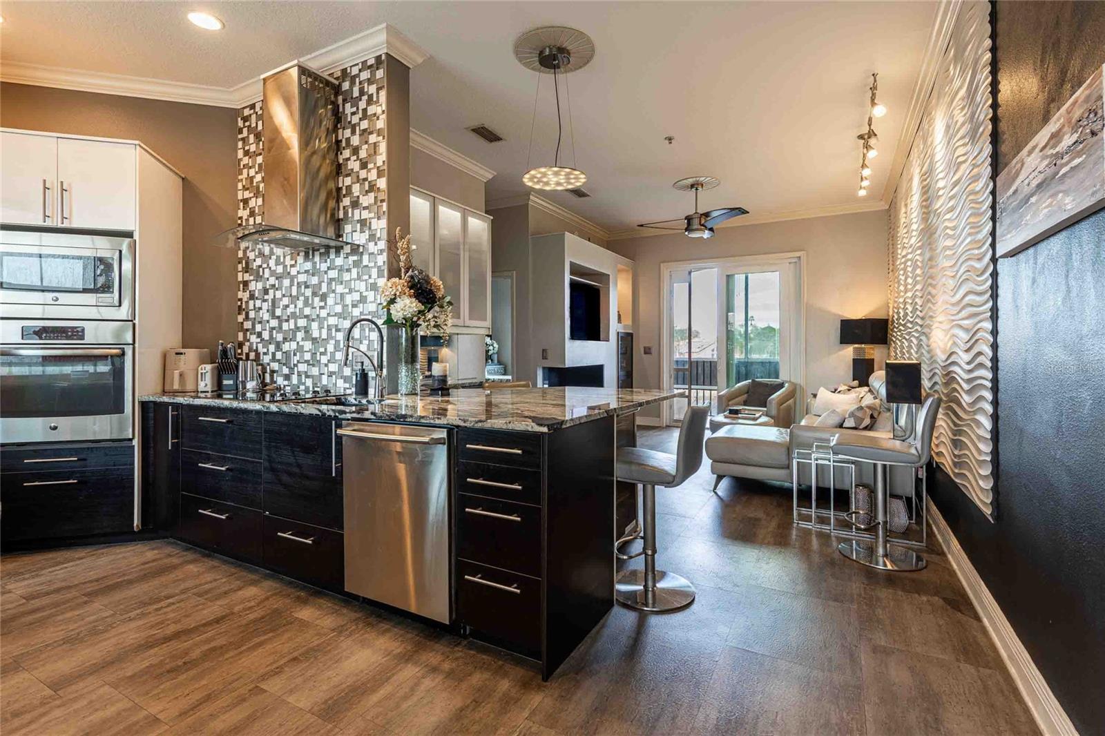 CALIENTE APARTMENTS CONDO - Residential