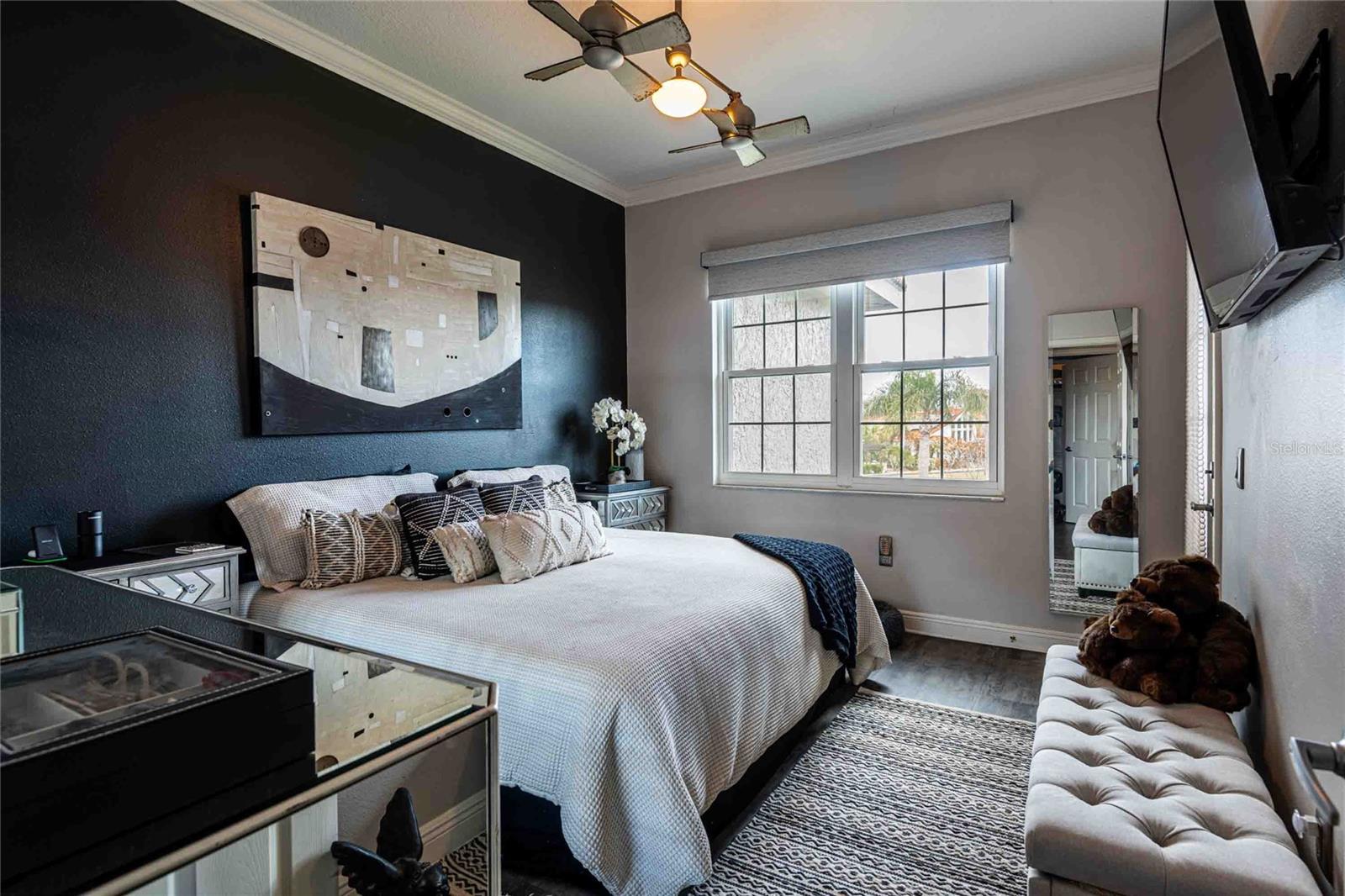 CALIENTE APARTMENTS CONDO - Residential