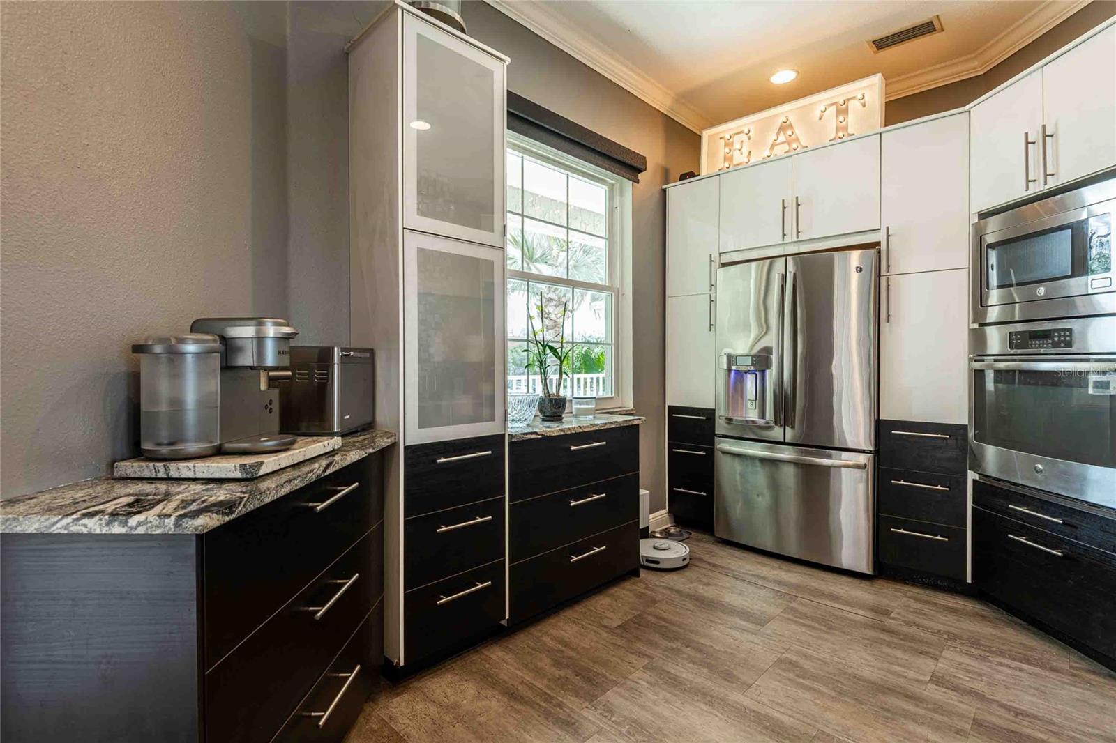 CALIENTE APARTMENTS CONDO - Residential