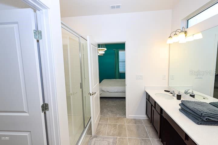 VERANDA PALMS PH 2B2-2C - Residential Lease