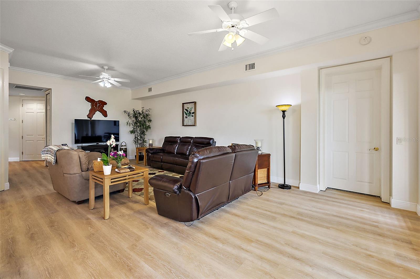 Photo 11 of 41 of 802 CAMINO REAL BOULEVARD 802 condo
