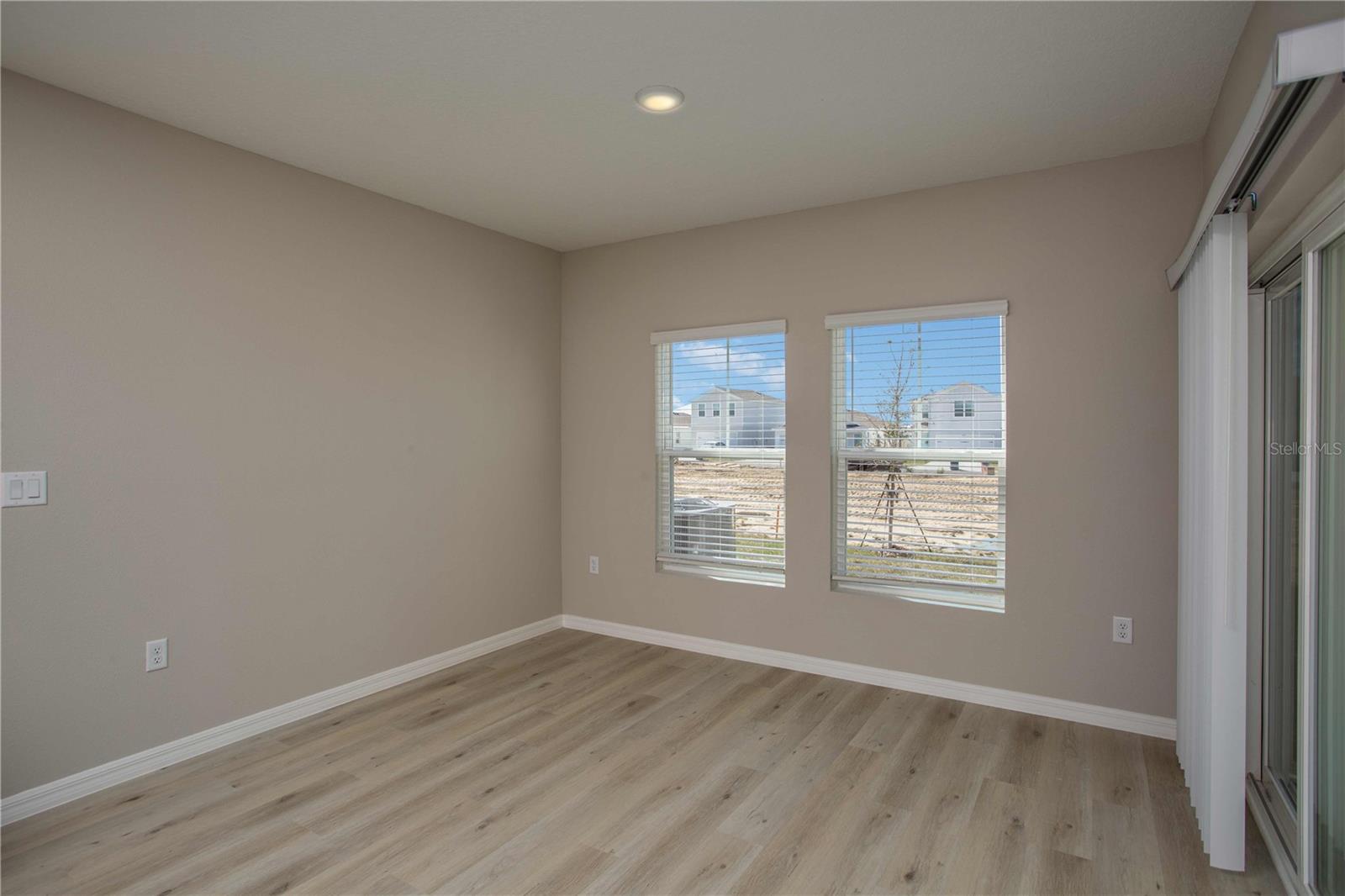SCENIC TERRACE - Residential