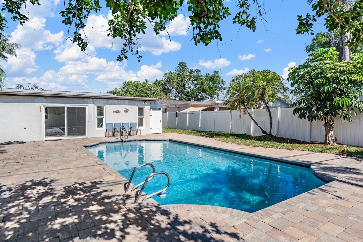 SHORE ACRES BAYOU GRANDE SEC - Residential