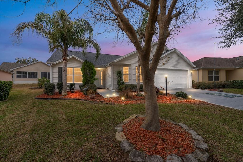 Photo of 16715 SE 80th Cloverwood Terrace, The Villages, FL 32162 (MLS # G5108215)