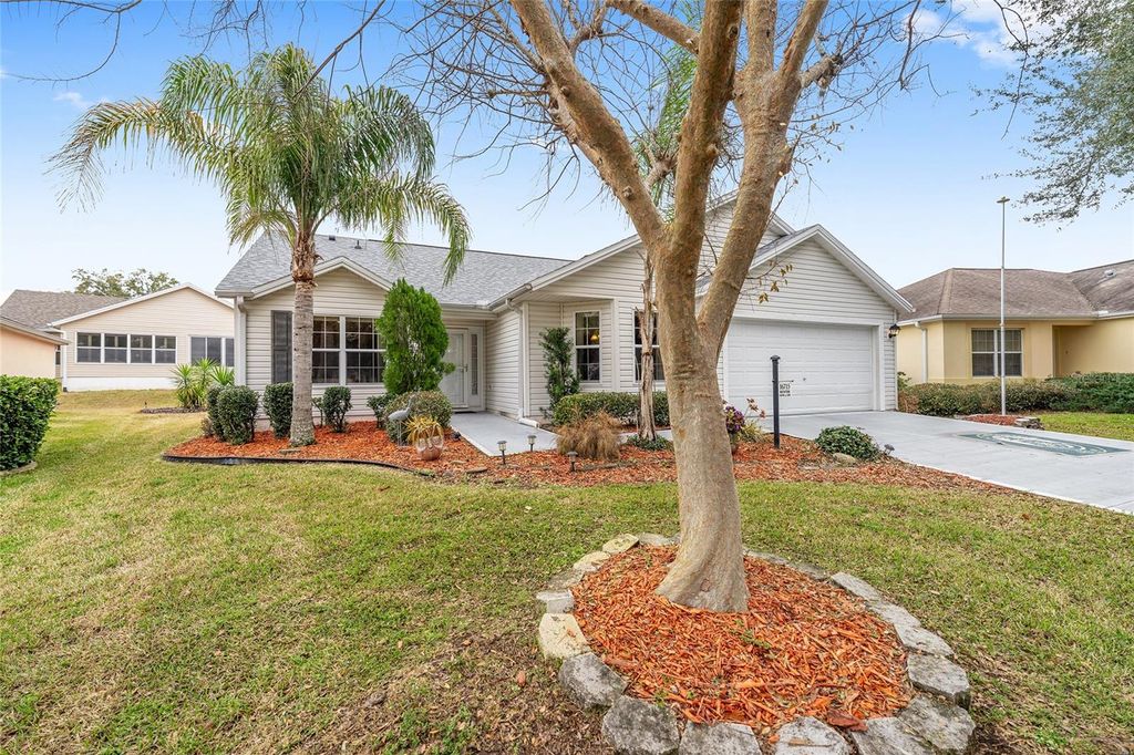 Photo of 16715 SE 80th Cloverwood Terrace, The Villages, FL 32162 (MLS # G5108215)