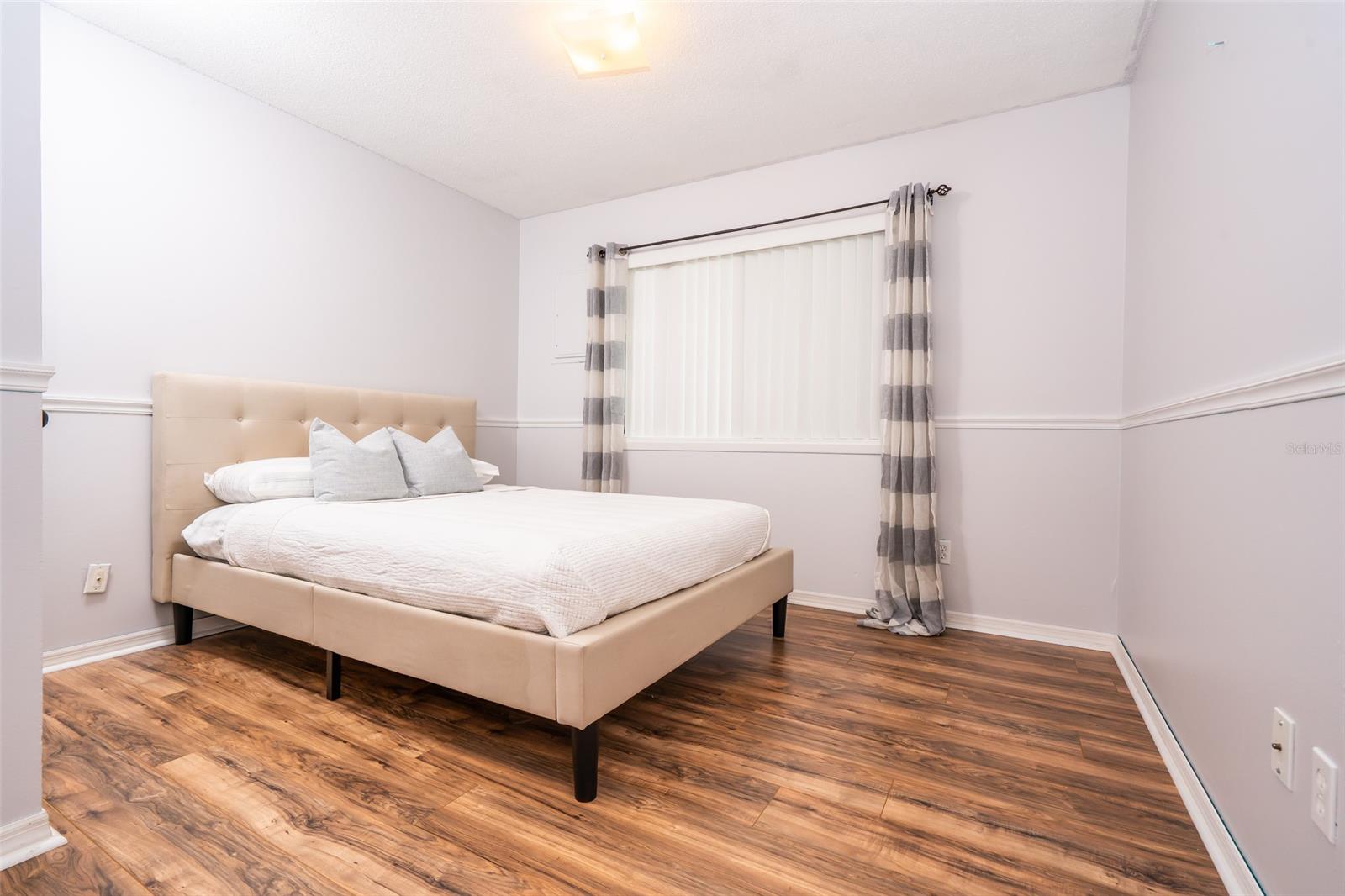 Florida Shores 01 - Residential