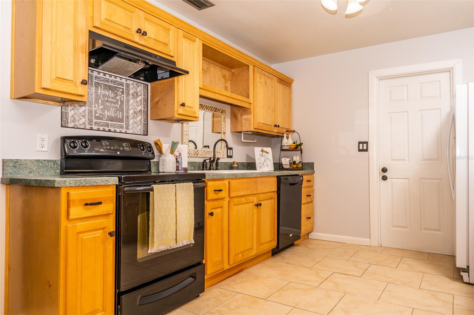 Florida Shores 01 - Residential