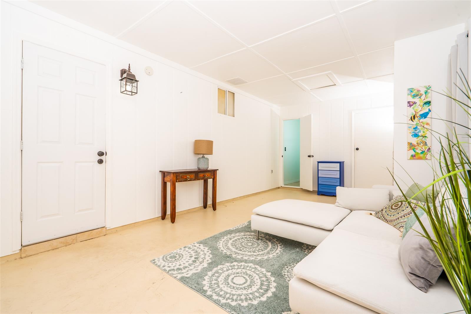 Florida Shores 01 - Residential