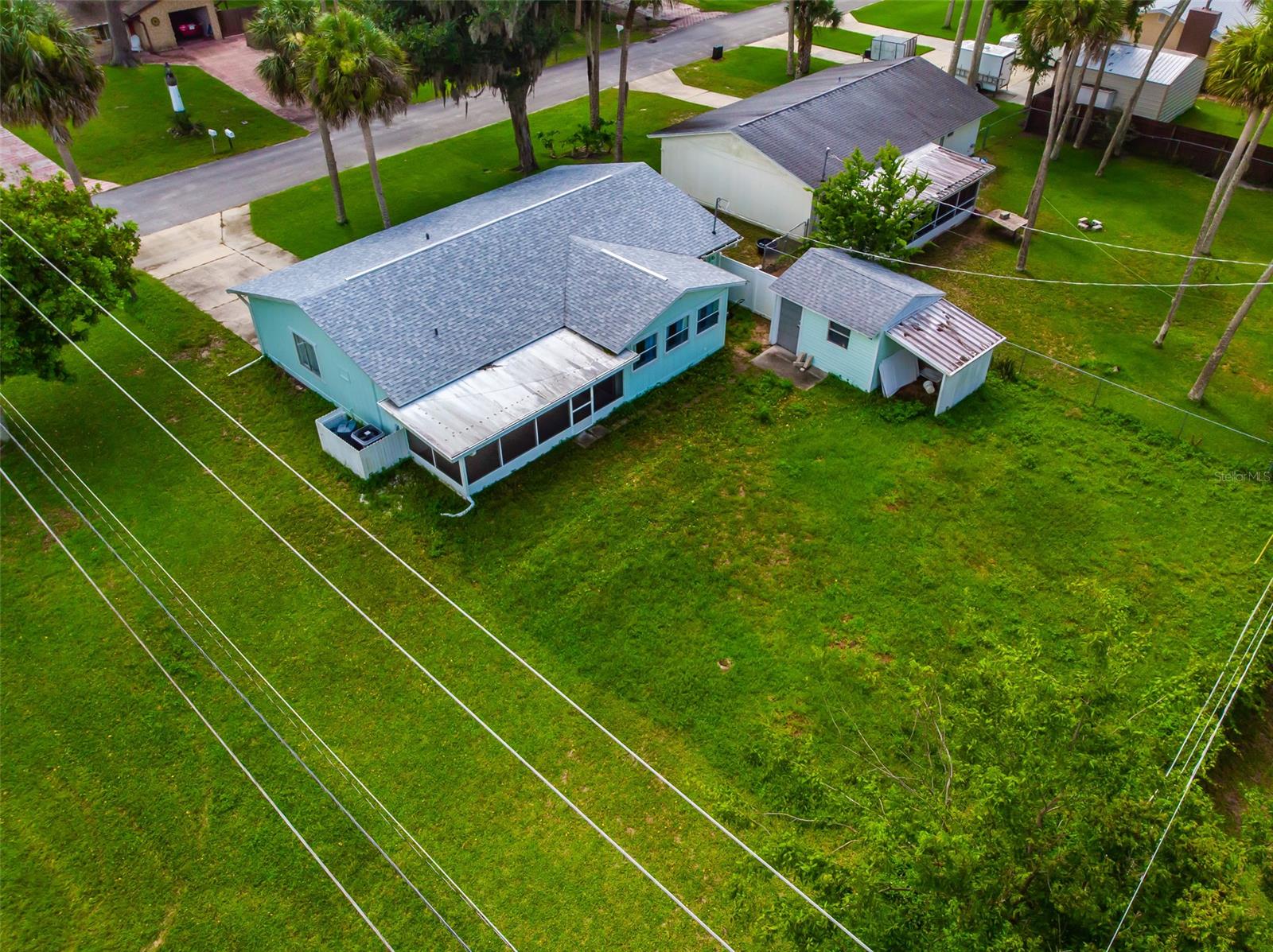 Florida Shores 01 - Residential