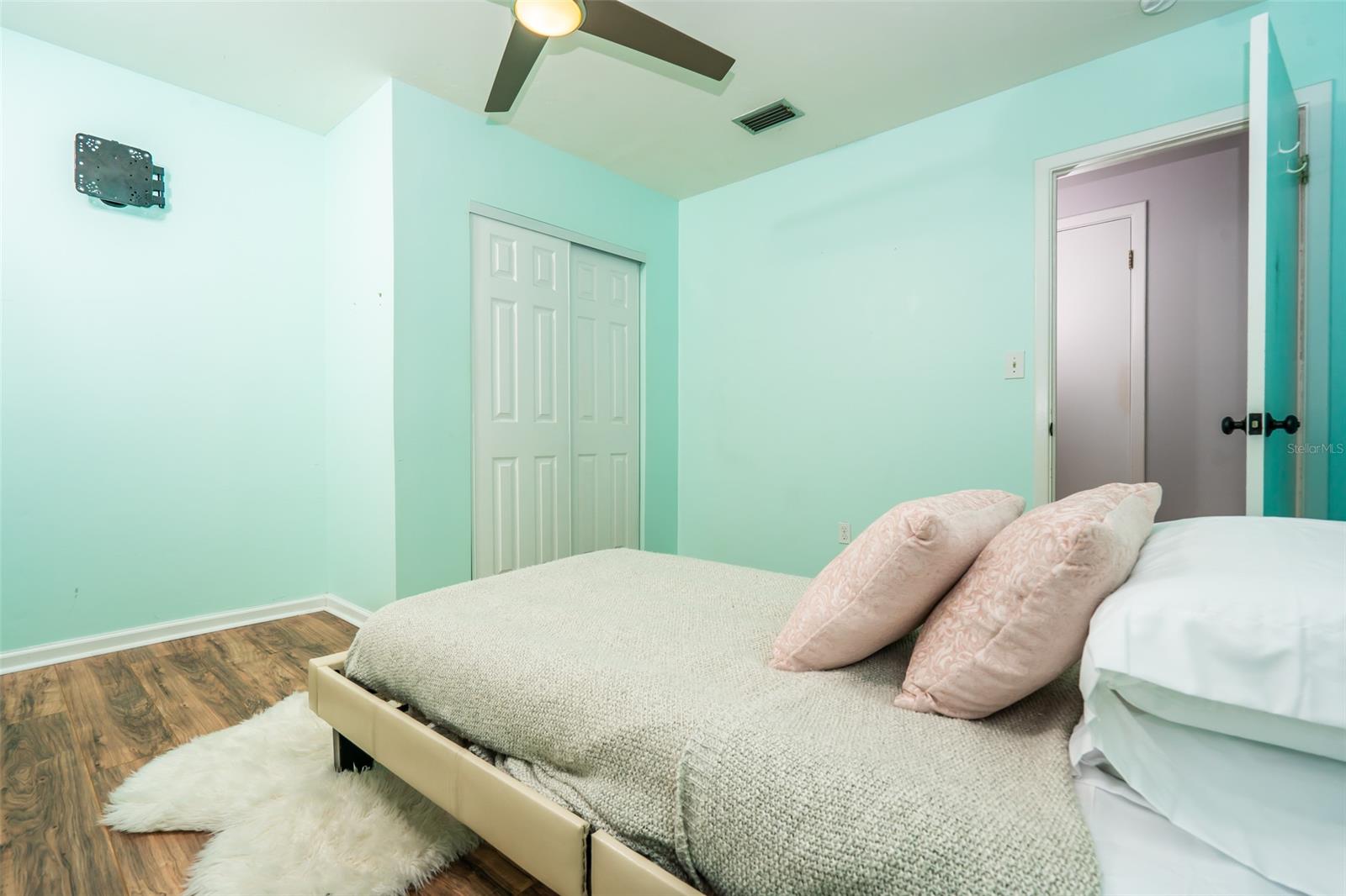 Florida Shores 01 - Residential