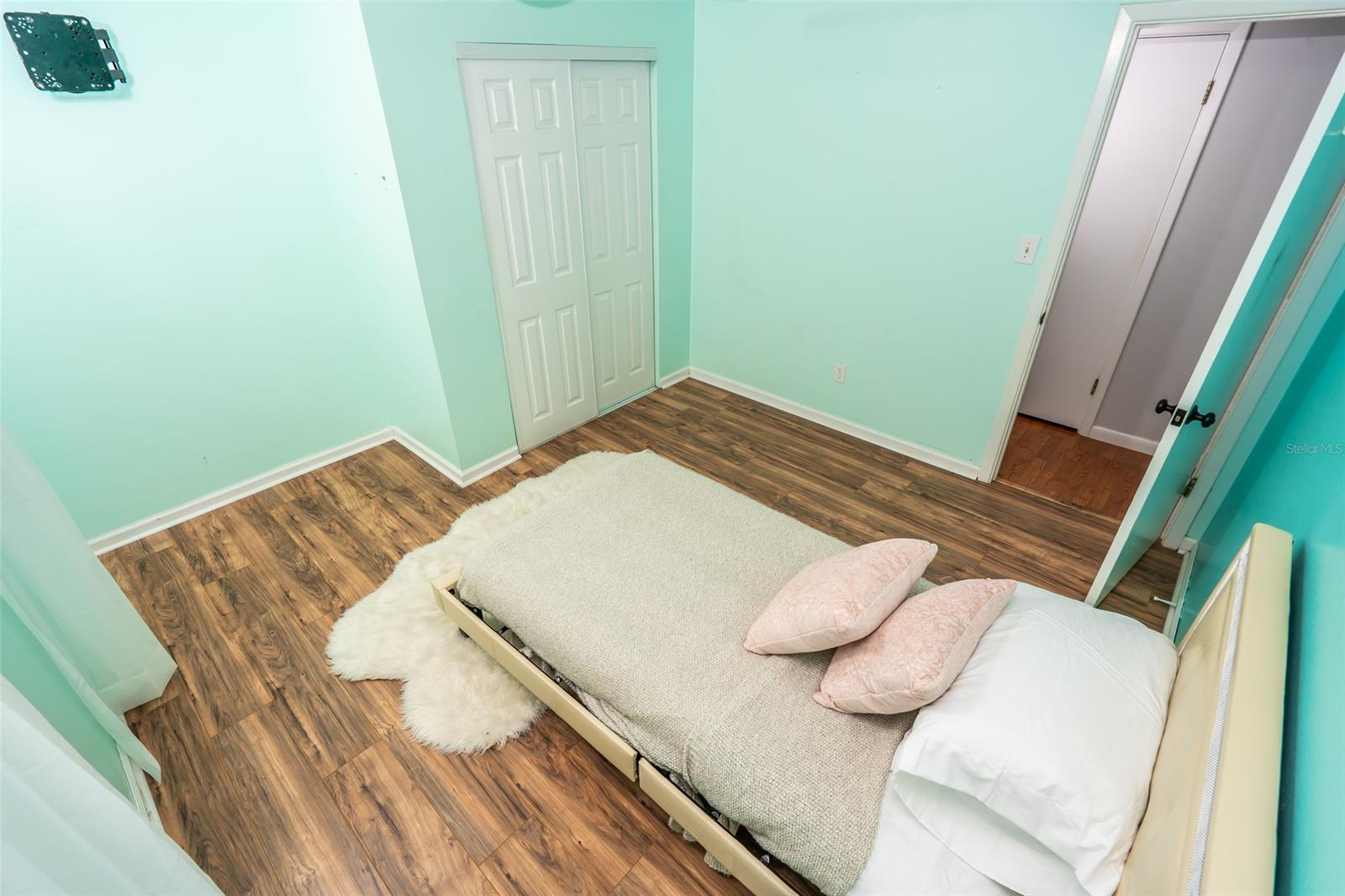 Florida Shores 01 - Residential