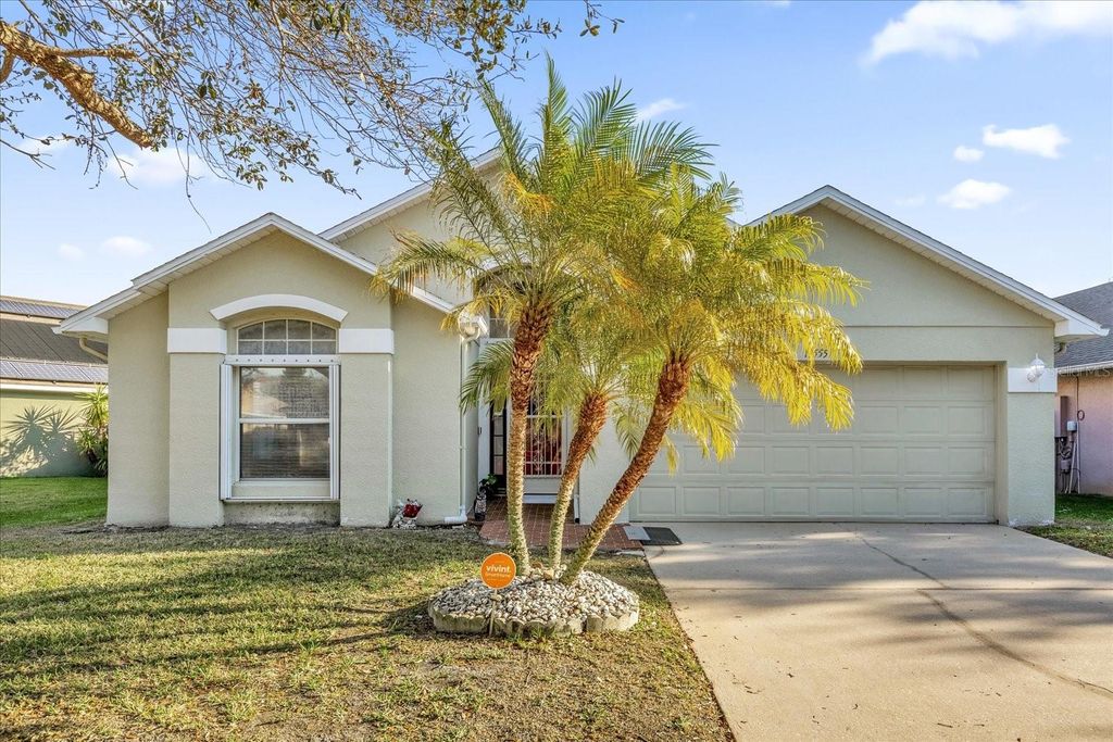 Photo of 13555 Briarmoor Court, Orlando, FL 32837 (MLS # O6377937)